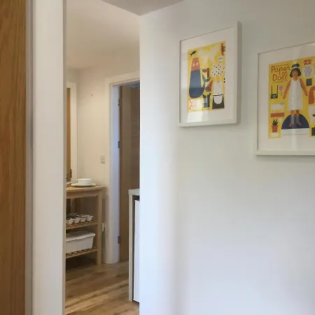 Apartment The Wrens Annexe - Stylish Self-Contained 2-Bed Annexe *