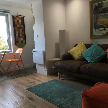 Apartment The Wrens Annexe - Stylish Self-Contained 2-Bed Annexe *
